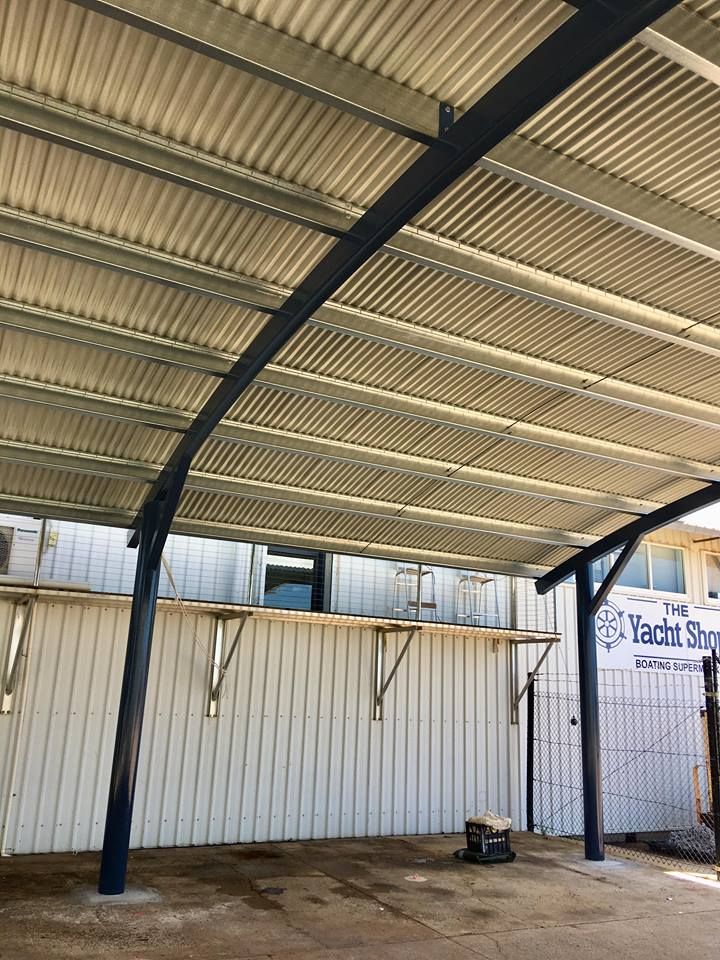 Curved Roof Shelter